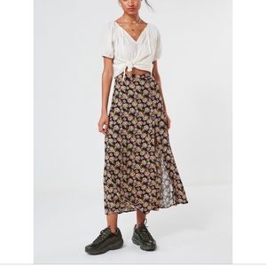 UO Maxi skirt